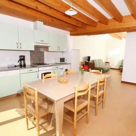 House Benevise